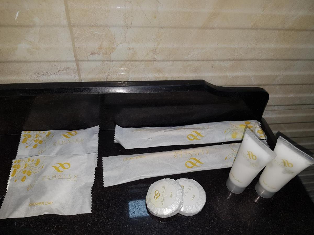 Zemalex Hotel Addis Ababa Eksteriør billede