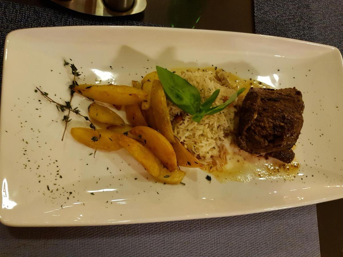 Zemalex Hotel Addis Ababa Eksteriør billede