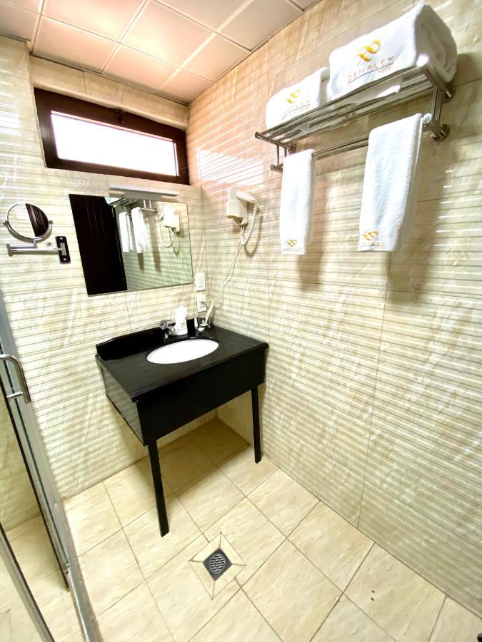 Zemalex Hotel Addis Ababa Eksteriør billede